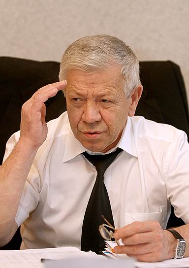 Бывший мэр Серова Владимир Анисимов утверждает, что не причастен к краже агитпродукции единороссов