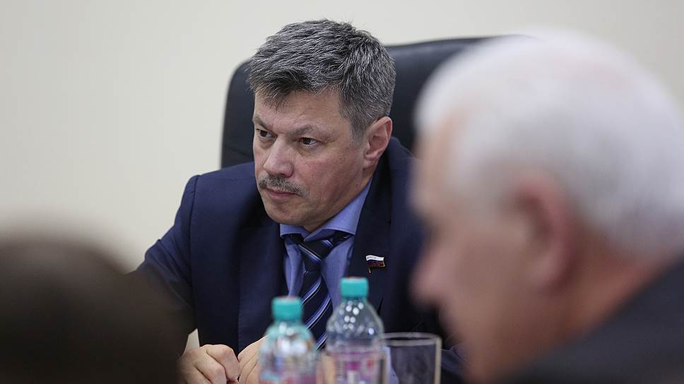 Глава ФПСО Андрей Ветлужских получил уведомление о сокращениях на заводе «Металлист»