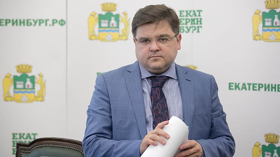 Глава горизбиркома Екатеринбурга Илья Захаров отказался от повышения