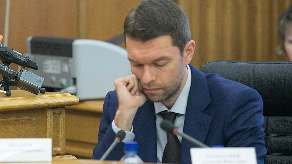 Глава комиссии по МСУ Алексей Вихарев обдумывает, как активизировать работу общественной палаты