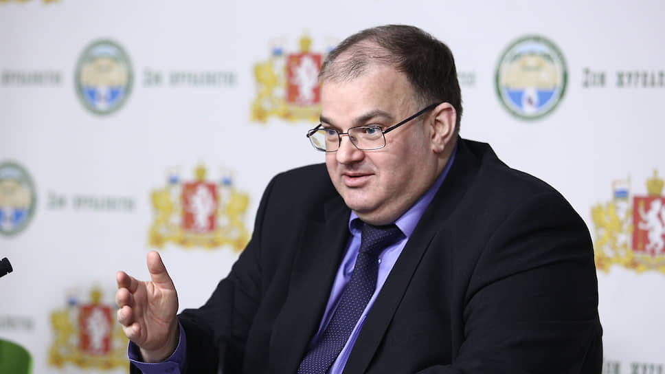 Свердловский министр здравоохранения Андрей Цветков уговорил часть хирургов не увольняться