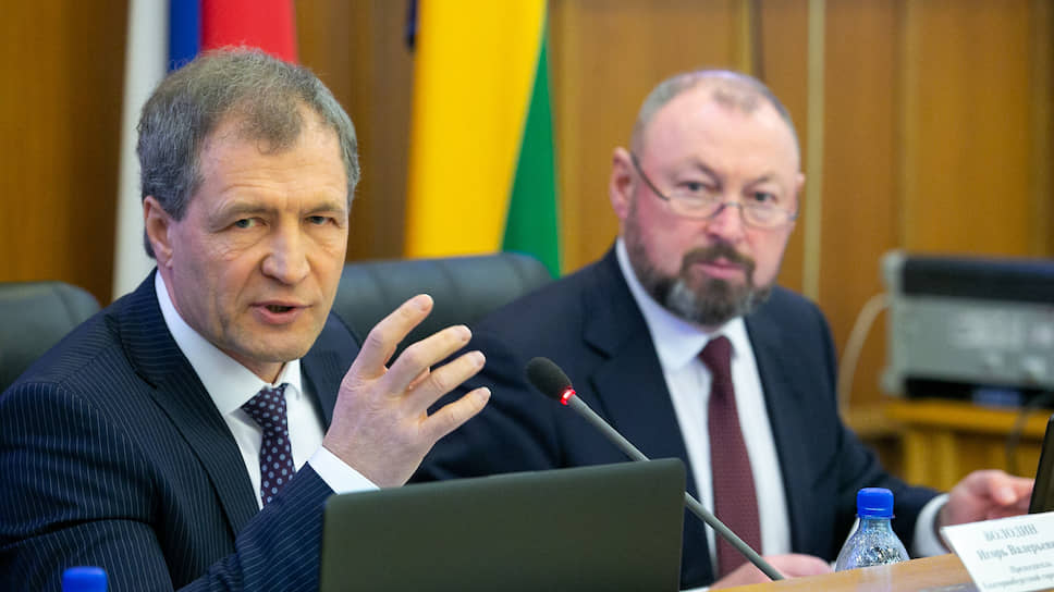 Спикер думы Игорь Володин (слева) считает, что депутаты в конфликте с мэрией отстаивали интересы жителей города