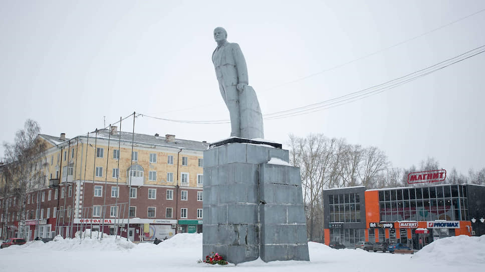 На месте памятника Ленину в Ревде могут поставить светомузыкальный фонтан 