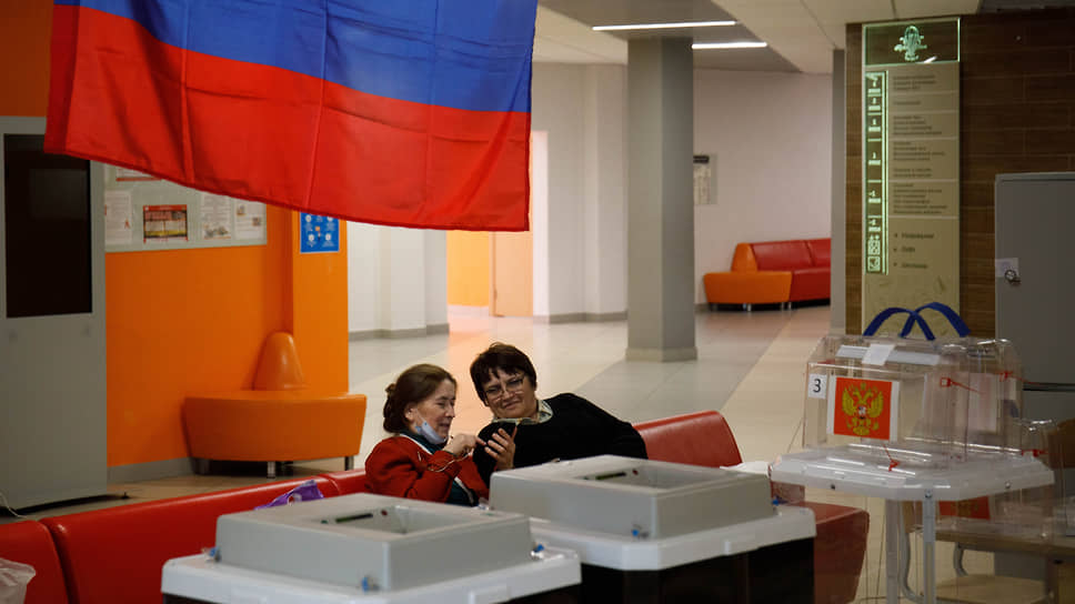 Общая явка на довыборах в думу Екатеринбурга по обоим избирательным округам составила 9,98%