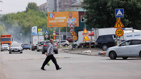 Юбилей подняли на щиты // Администрация Екатеринбурга в пять раз увеличила размещение наружной рекламы