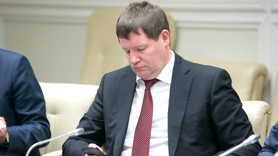 Вице-губернатор Свердловской области Сергей Бидонько