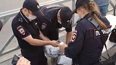 Полиция Екатеринбурга составила протоколы на сборщиков подписей за прямые выборы мэров