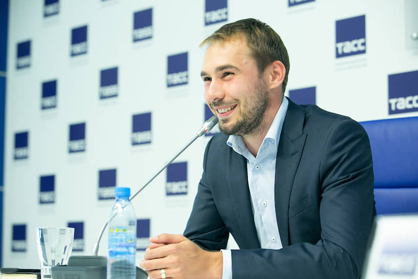 Депутат Госдумы Антон Шипулин 