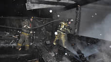 В пожаре в частном доме в Тюменской области погибли семь человек