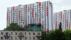 Жители пятиэтажек попросили мэрию Екатеринбурга включить их дома в программу КРТ