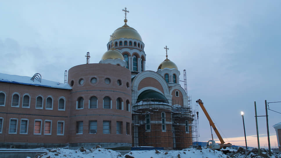 Строительство собора Преображения Господня в Салехарде