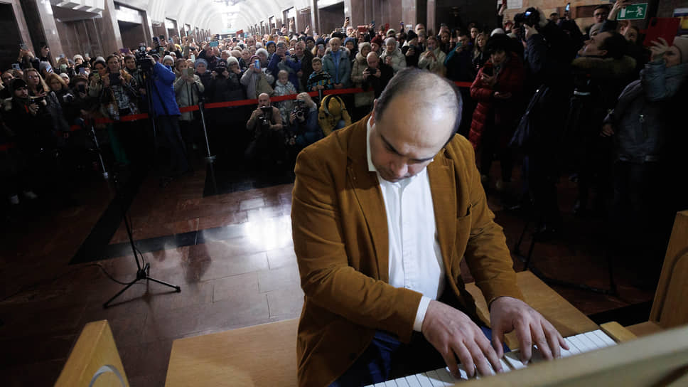 Торжественное открытие фестиваля Bach-Fest в метро Екатеринбурга