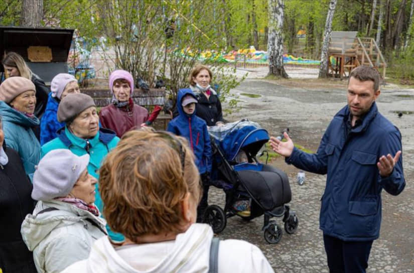 Депутат думы Екатеринбурга Алексей Вихарев в парке