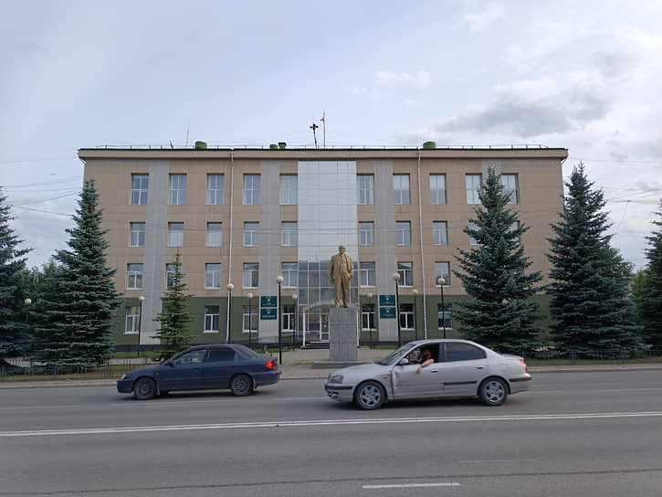 Администрация Серова
