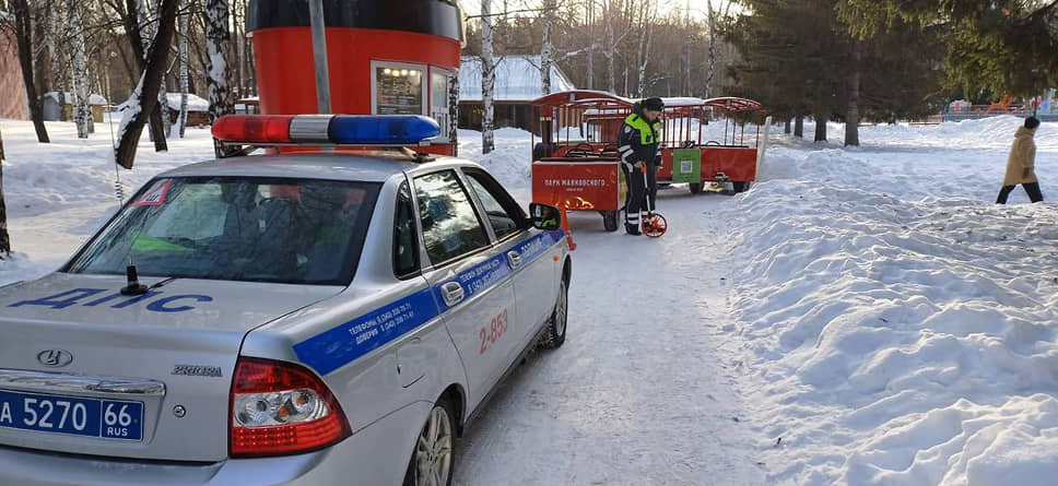 В парке Маяковского в Екатеринбурге под детский паровозик попал 13-летний ребенок