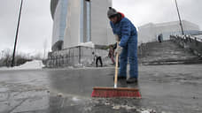 Вице-мэр Бубнов рассказал, когда начнут убирать грязь в Екатеринбурге