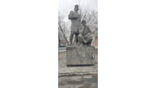 На Урале проверят уход за памятником после падения на ребенка плиты весом 40 кг