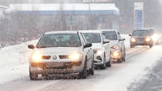 В Югре из-за снега и сильного ветра ограничили скорость на нескольких дорогах