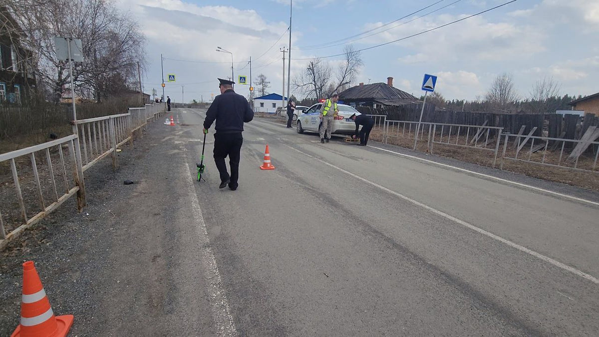 В Свердловской области мотоциклист погиб в ДТП, врезавшись в ограждение –  Коммерсантъ Екатеринбург