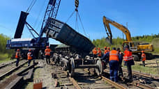 В Свердловской области сошли с рельсов пять грузовых вагонов поезда