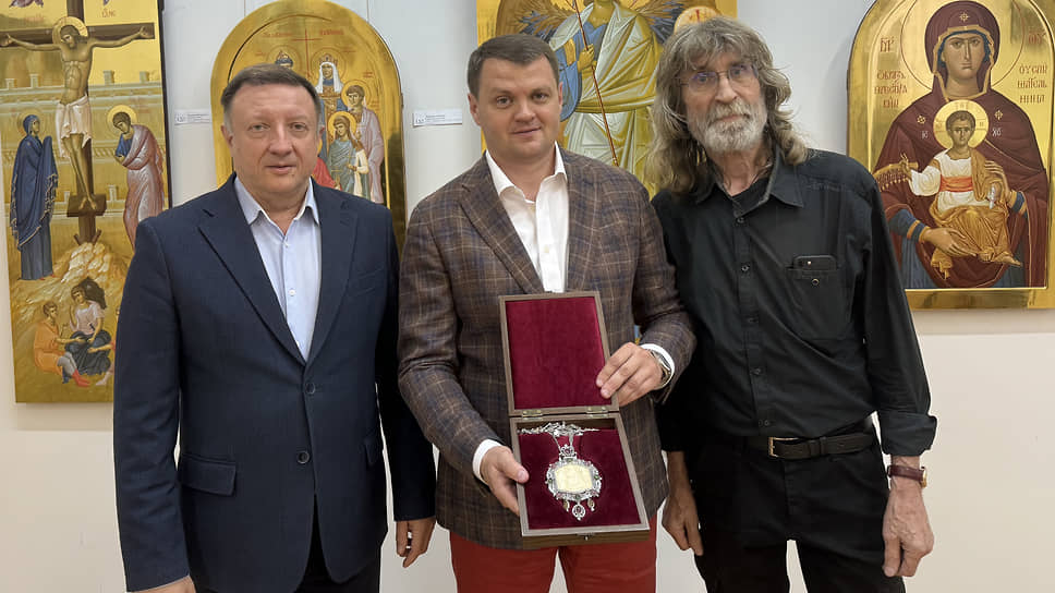 В Доме художника в Екатеринбурге открылась выставка произведений на православную тематику
