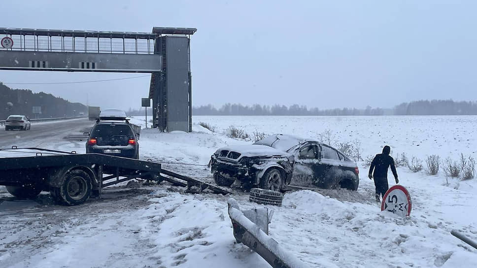 ДТП на 308 км федеральной автодороги Екатеринбург - Тюмень в Тюменском районе