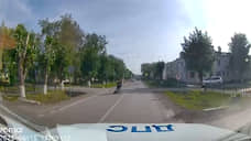 На Урале инспекторы ГАИ задержали нетрезвого водителя электросамоката с ребенком