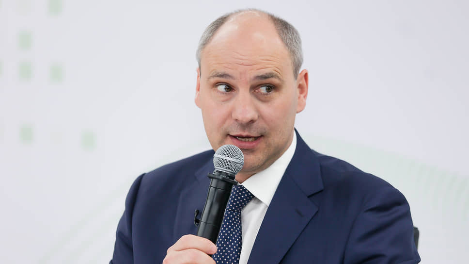Денис Паслер