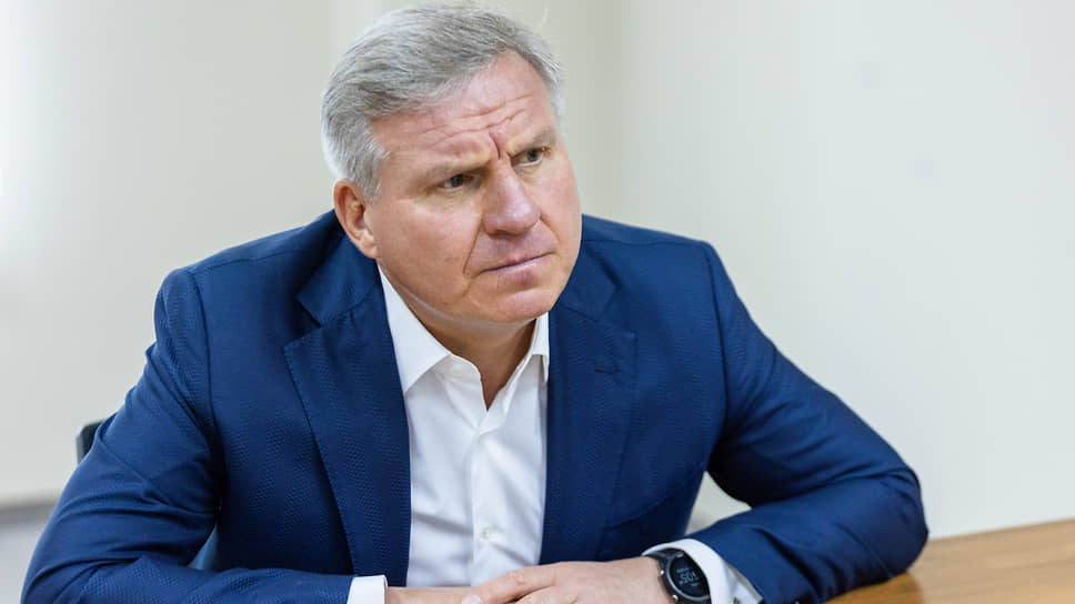 Алексей Бобров