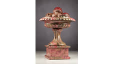 Ужин с Евгением Мироновым и перчатки Петра Яна выставят на аукцион в Екатеринбурге