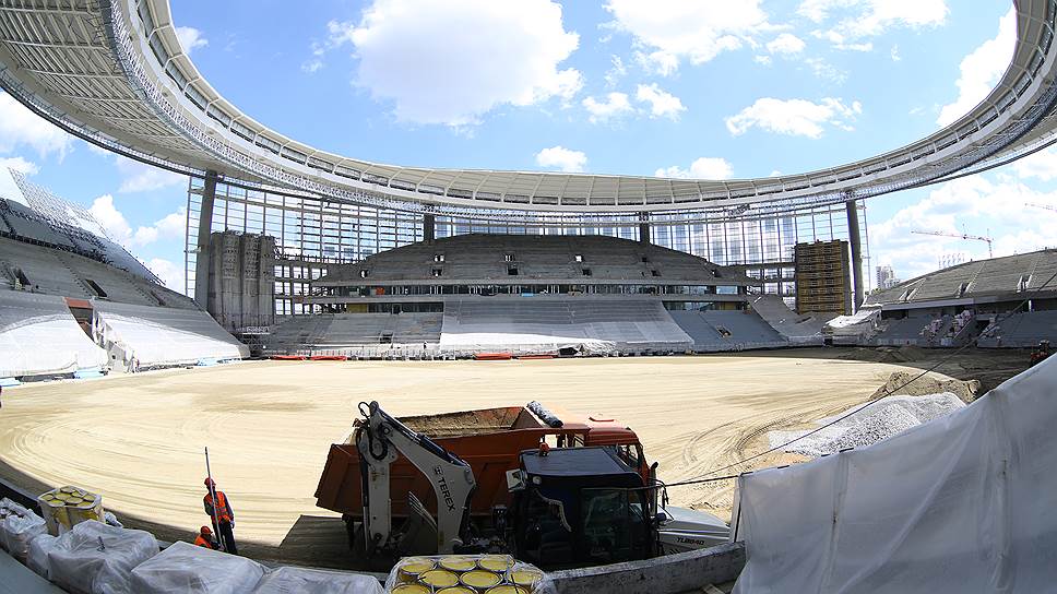 В 2018 году Екатеринбург примет матчи Чемпионата мира по футболу. К этому событию Центральный стадион города переименуют в «Екатеринбург Арену». На данный момент на объекте ведется реконструкция.