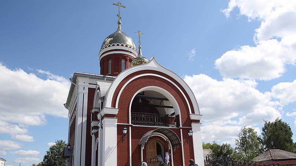 Храм в Алапаевске, построенный к столетию со дня гибели членов Дома Романовых и освященный патриархом Кириллом.