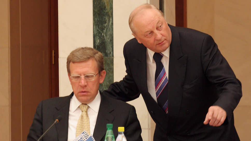 Алексей Кудрин и Эдуард Россель на совете в уральском полпредстве в 2006 году