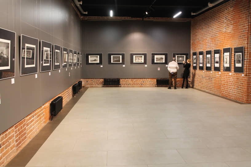 Выставка «Японский пейзаж. Реальное и нереальное», на которой представлены работы мастеров современной японской фотографии.