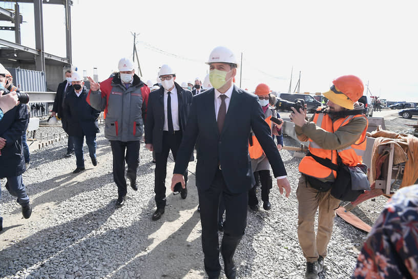 Федеральные и областные чиновники постоянно инспектируют подготовку Екатеринбурга к Универсиаде 