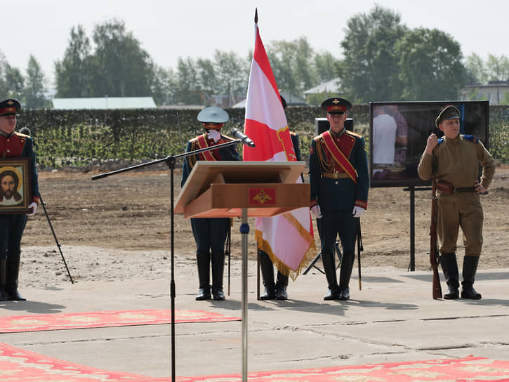 Церемония закладки первого камня в основание военного храма Центрального военного округа (ЦВО) во имя Великого князя Александра Невского