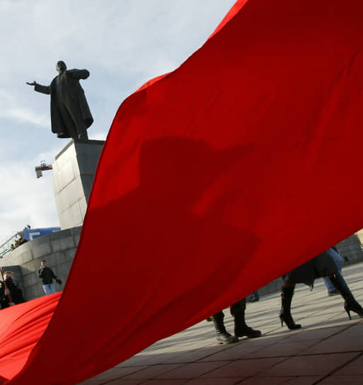 Памятник Ленину в Екатеринбурге