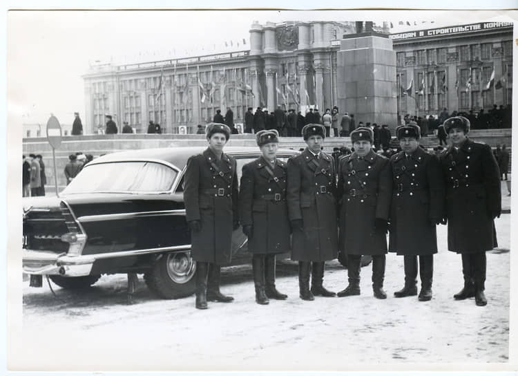 Сотрудники отдела уголовного розыска УВД Екатеринбурга. 1978 год

