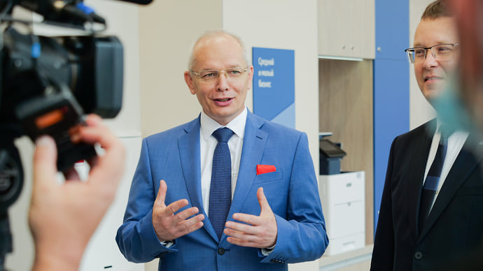 Долги отпустили на каникулы