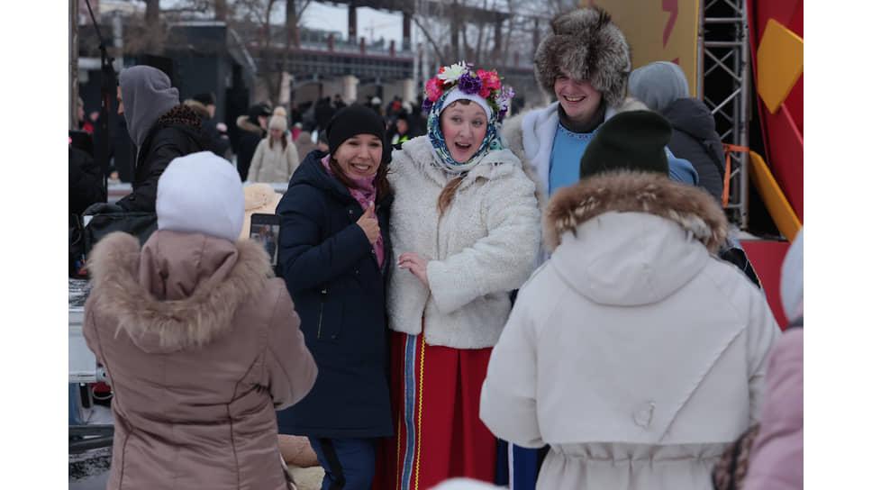 Празднование «Широкой Масленицы» в Парке Маяковского