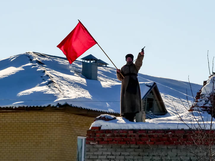 Военно-историческая реконструкция эпизода сражения между частями Красной армии и кайзеровскими войсками в феврале 1918 года