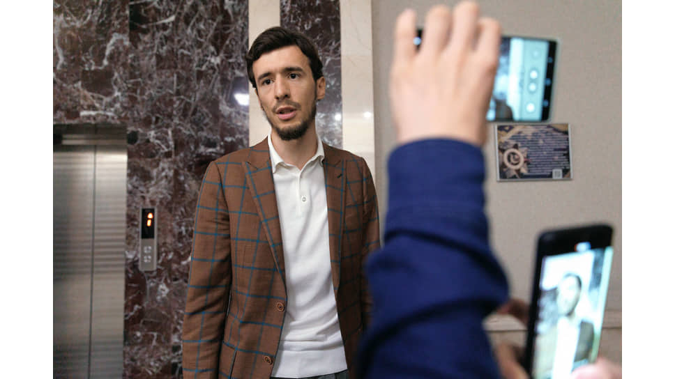 Адвокат Ксении Карелиной Михаил Мушаилов после заседания суда