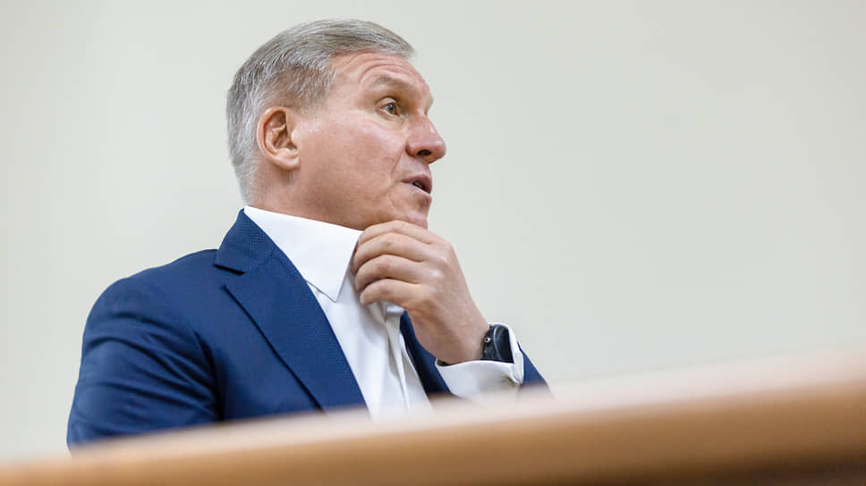 Алексей Бобров