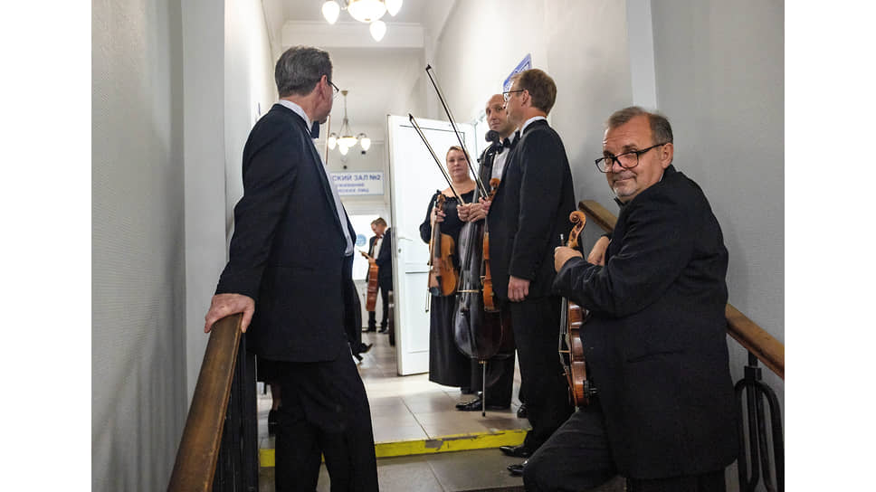 Презентация 90-го концертного сезона Свердловской государственной академической филармонии в здании Главпочтамта