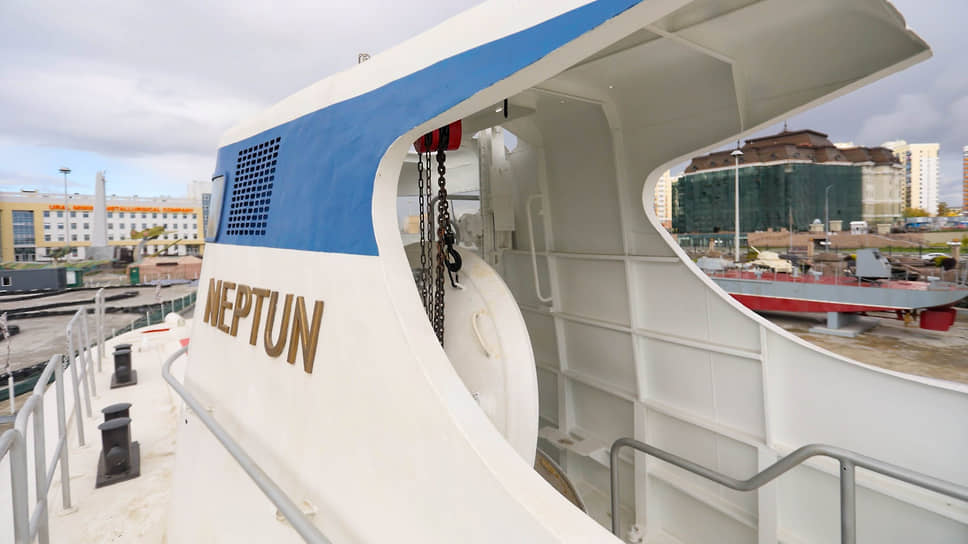 Подводный аппарат был разработан в конструкторском бюро «Рубин» по заказу внешнеторговой фирмы «Экспортпроект «Нептун»