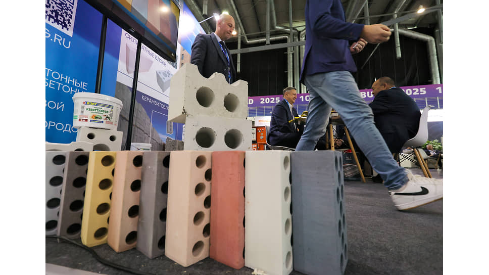 XII Международный строительный форум и выставка &quot;100+ TechnoBuild&quot; на площадке  выставочного центра  &quot;Екатеринбург-Экспо&quot;