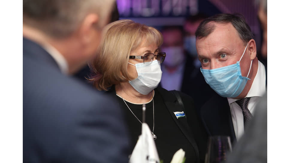 Людмила Бабушкина и мэр Екатеринбурга Алексей Орлов. 2021 год