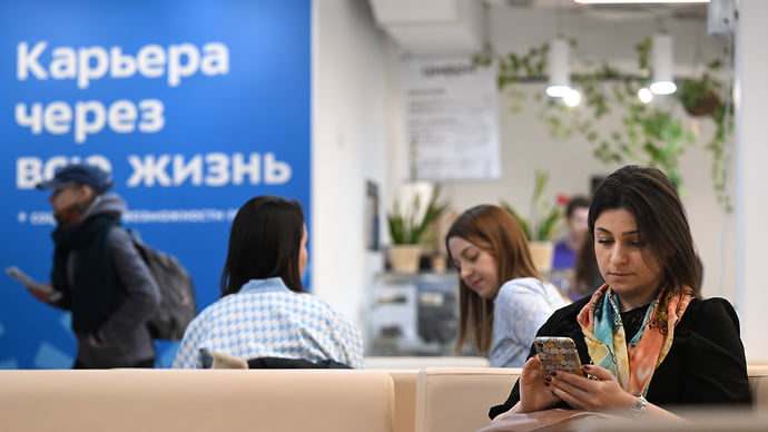 Специалистов заманивают на рынок
