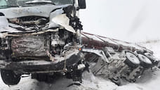 Водитель автомобиля погиб после столкновения с фурой в Удмуртии