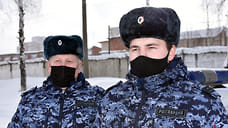 В Ижевске задержали нетрезвого мужчину, замеченного на улице с ножом